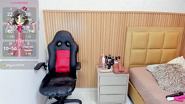 LOLAMAXI online show from 11/26/25, 03:28