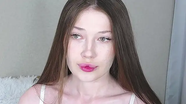 Snapshot of eva_varnerr chatting on 01/13/25, 08:48 eva varnerr online show from 01/13/25, 08:48