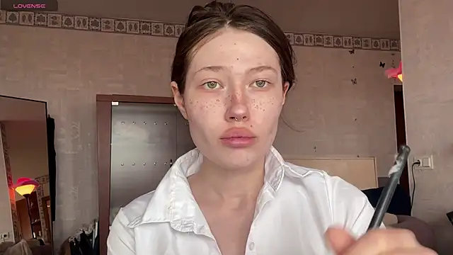 eva varnerr online show from 04/18/26, 11:34