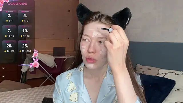 eva varnerr online show from 02/28/26, 09:47
