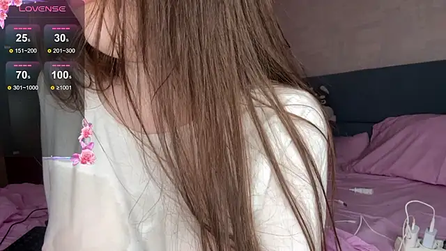 eva varnerr online show from 03/24/26, 08:53