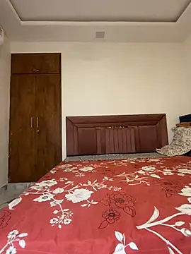 ahista online show from 11/06/25, 06:23