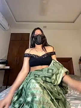 Snapshot of ahista chatting on 03/14/26, 07:42 ahista online show from 03/14/26, 07:42