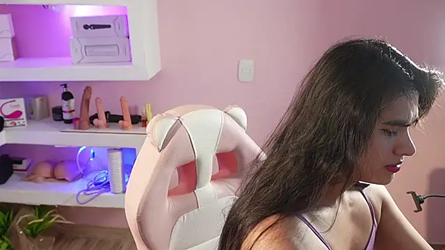 Mara-Bella online show from 04/10/26, 04:36