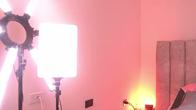 sam lewins online show from 11/07/25, 07:18