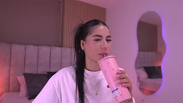 sam lewins online show from 03/25/26, 07:24