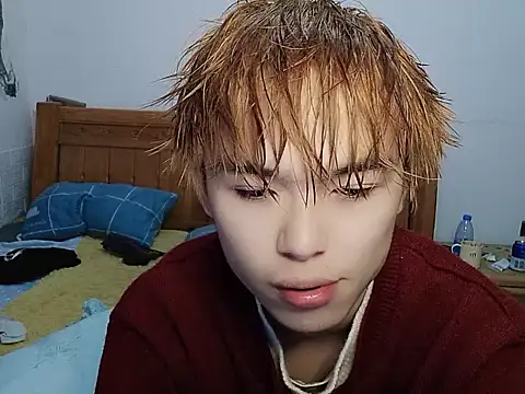 DOUMI98 online show from 12/15/25, 11:42