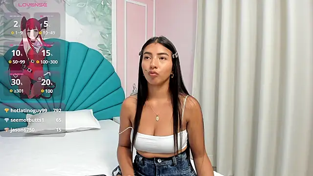 Snapshot of Daphne_Fox_ chatting on 02/27/25, 02:14 Daphne Fox online show from 02/27/25, 02:14