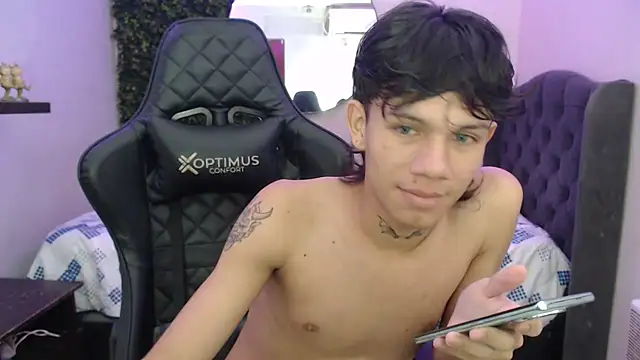 andy dan18 online show from 03/11/25, 01:45