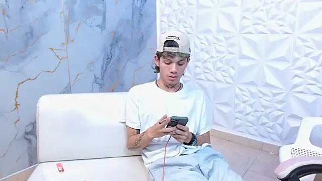 andy dan18 online show from 04/04/26, 08:04