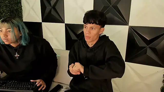 andy dan18 online show from 11/16/25, 06:34