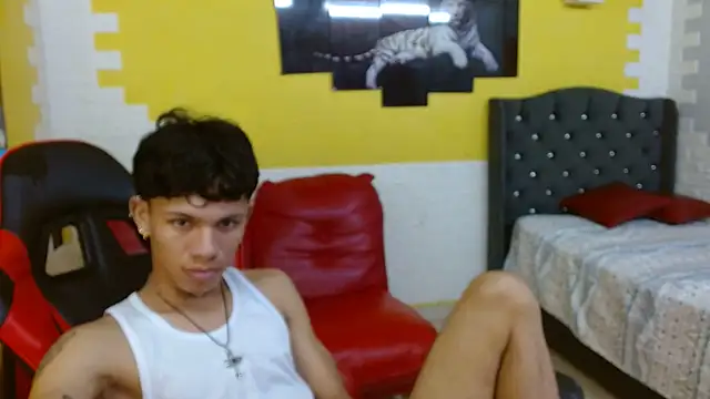 andy dan18 online show from 11/12/25, 02:21