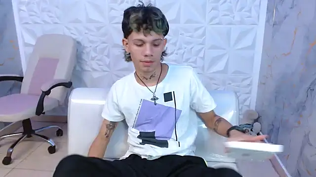 andy dan18 online show from 04/07/26, 08:10