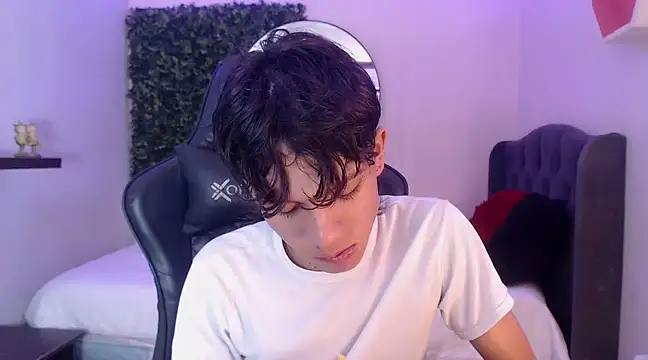 andy dan18 online show from 02/26/25, 01:11