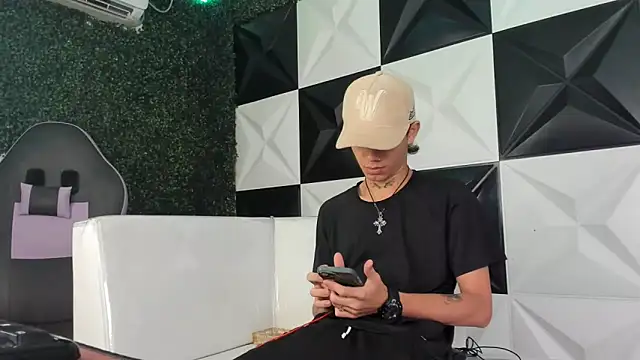 andy dan18 online show from 03/26/26, 08:51