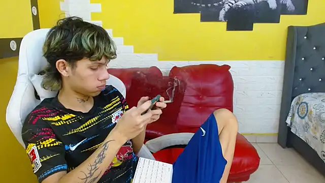 andy dan18 online show from 03/31/26, 08:44