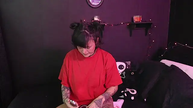 rousstattoo online show from 11/14/25, 08:01