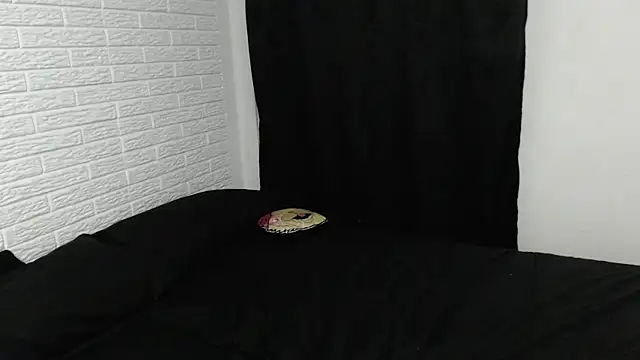 rousstattoo online show from 01/04/25, 05:16