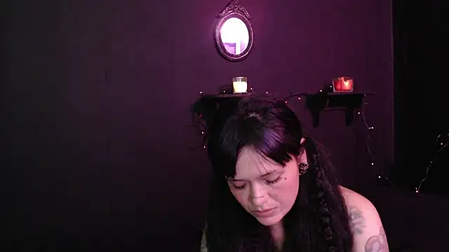 rousstattoo online show from 11/11/25, 02:17