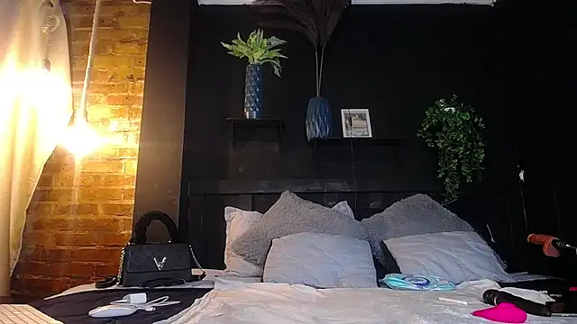 nikkystorm1  online show from 04/13/26, 01:59