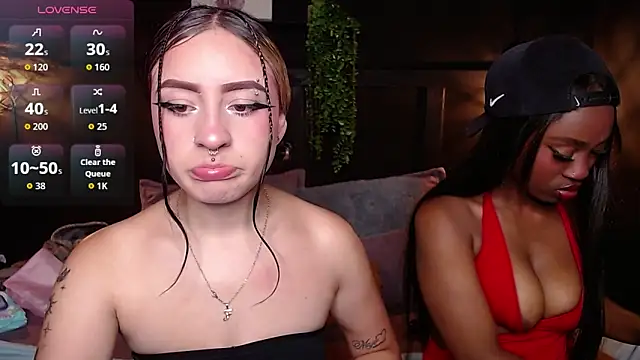 nikkystorm1  online show from 11/08/25, 02:20