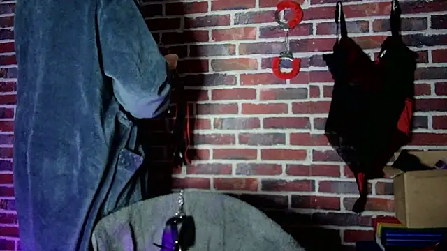 Heleneecesmecs2 online show from 03/03/25, 10:20