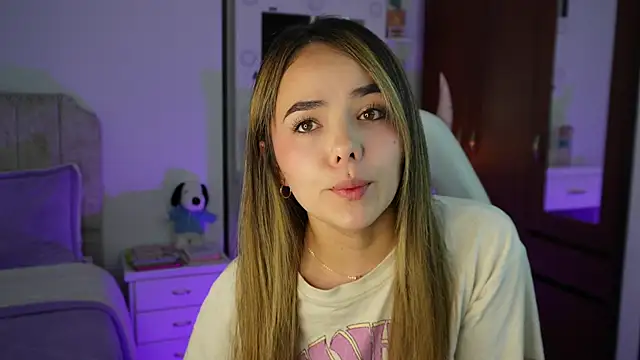 Hannah-Rose online show from 12/02/25, 01:17