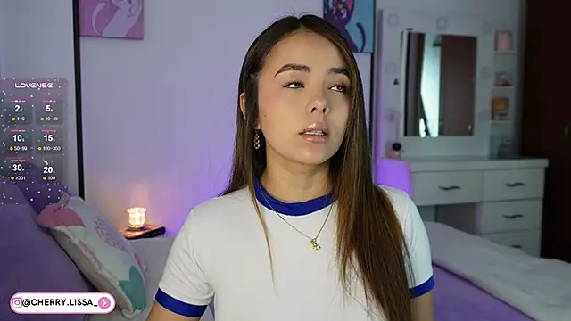 Hannah-Rose online show from 01/15/25, 04:11