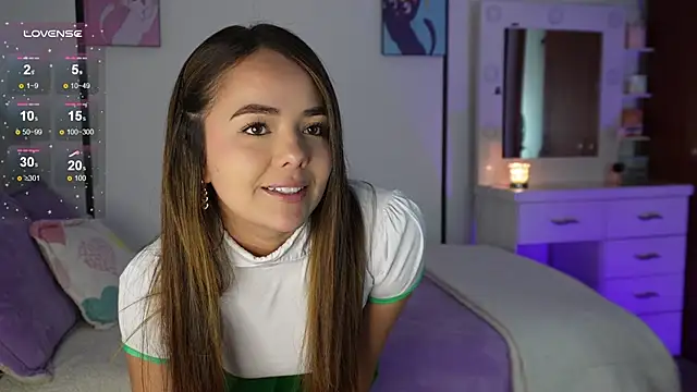 Hannah-Rose online show from 02/08/25, 10:51