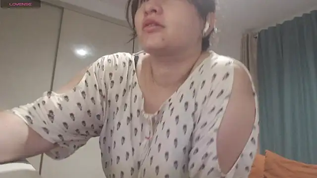 MommyHelpsmee online show from 11/04/25, 09:57