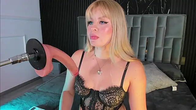 LolaAngellx online show from 01/13/26, 08:57