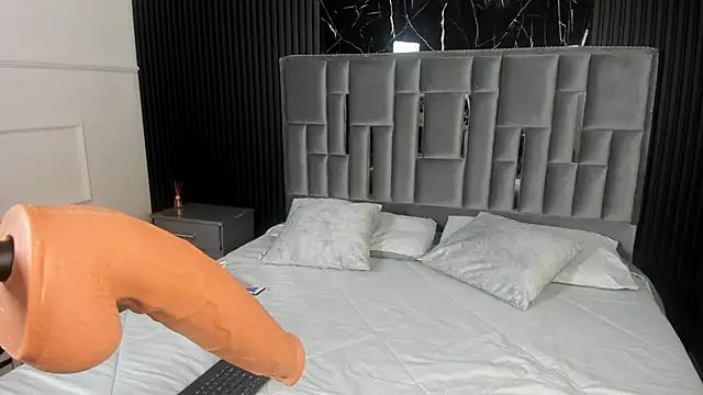 LolaAngellx online show from 10/25/25, 08:09