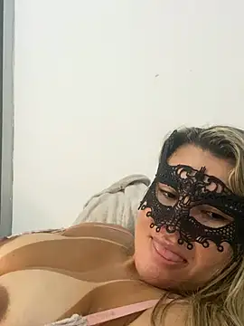 Casadadelicia26 online show from 03/07/26, 07:26