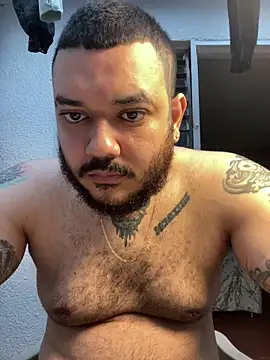 Snapshot of El_Titan1998 chatting on 02/28/26, 12:05 El Titan1998 online show from 02/28/26, 12:05