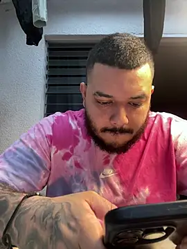 Snapshot of El_Titan1998 chatting on 02/27/26, 10:31 El Titan1998 online show from 02/27/26, 10:31