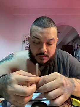 El Titan1998 online show from 11/05/25, 08:45