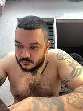 Snapshot of El_Titan1998 chatting on 02/26/26, 12:16 El Titan1998 online show from 02/26/26, 12:16