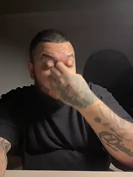 El Titan1998 online show from 10/20/25, 11:49