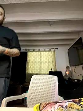 El Titan1998 online show from 09/17/25, 08:11