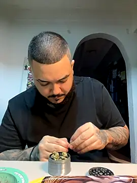 El Titan1998 online show from 09/30/25, 11:00