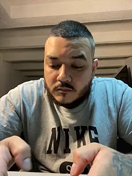 El Titan1998 online show from 09/23/25, 09:33