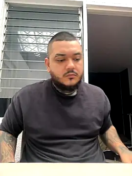 El Titan1998 online show from 11/29/25, 01:00