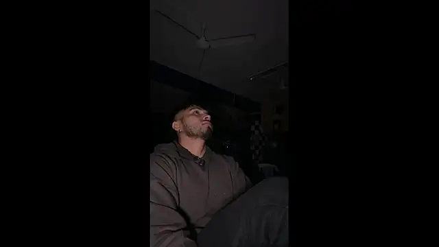 Beboteejoel online show from 09/25/25, 01:33