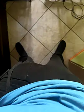 Snapshot of Dvddd chatting on 11/05/25, 11:35 Dvddd online show from 11/05/25, 11:35