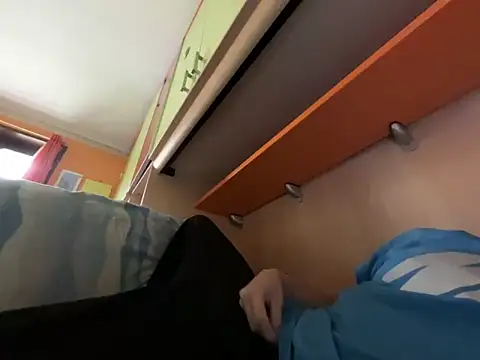 Snapshot of Dvddd chatting on 11/07/25, 10:20 Dvddd online show from 11/07/25, 10:20