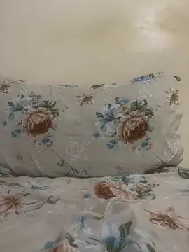 Snapshot of iamutpal123 chatting on 12/21/24, 03:14 iamutpal123 online show from 12/21/24, 03:14