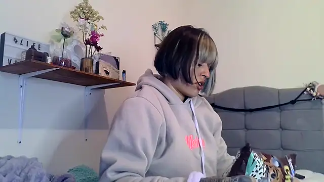 BlueStoneX online show from 03/16/26, 07:45