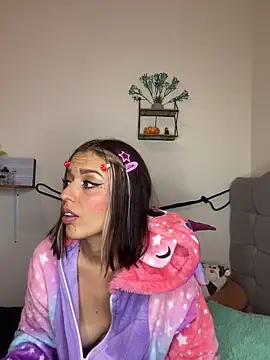 BlueStoneX online show from 12/16/25, 07:01