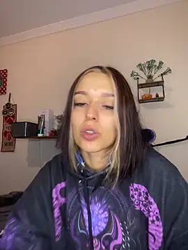 BlueStoneX online show from 12/21/25, 07:10