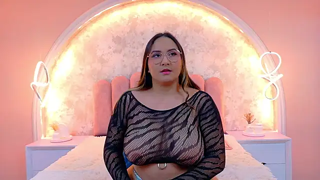 MiaLaurents online show from 11/09/25, 04:16